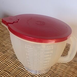 Vtg TUPPERWARE Large Mix N Stor Measuring 8 Cup 2 Qt Batter Bowl #500 Red Lid.